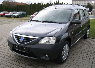 Тест-драйв Dacia Logan MCV 2011 года